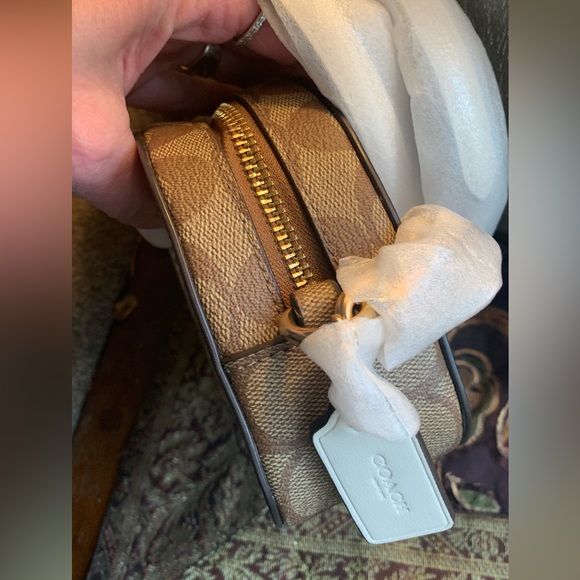 Authentic COACH Signature Coated canvas /smooth leather zip top crossbody - Picture 2 of 9